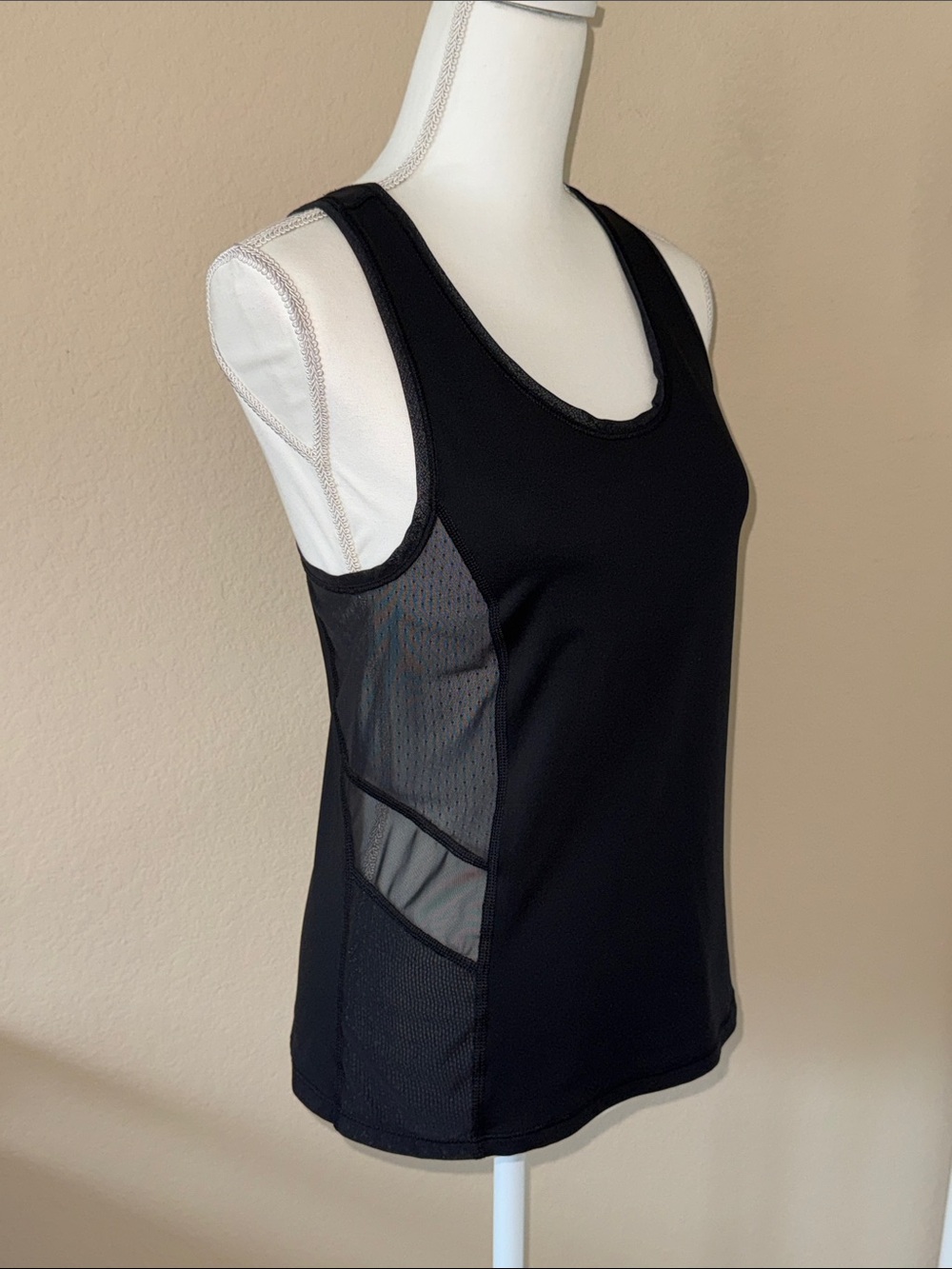 Lululemon Mesh Dot Tank Top
